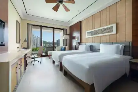 Crowne Plaza Sanya City Center, An Ihg - 29