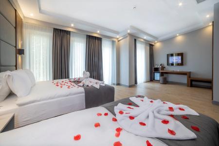 Center Hill Suites - 83