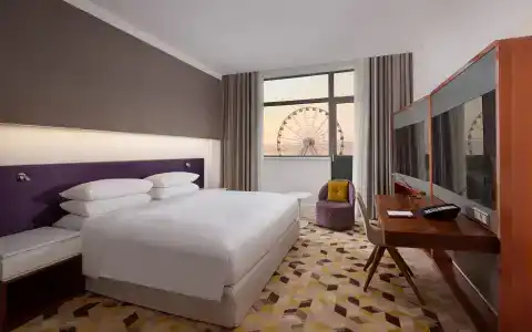 Sheraton Baku Intourist - 11