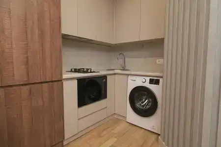Sweet Home - 100