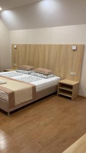 Три сезона - 28