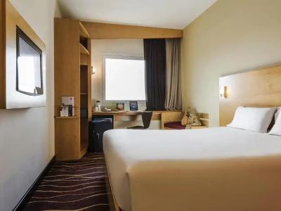 ibis Muscat - 37