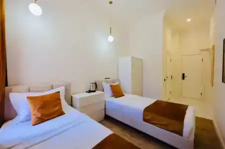 Hello Inn - 46