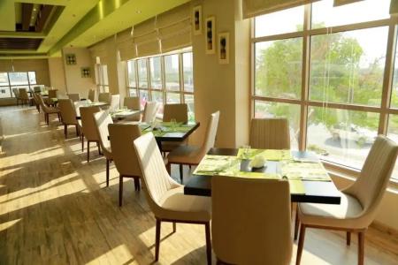 Royal View - 2