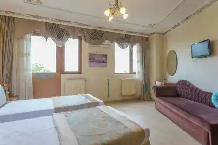 Seahouse Suites - 3