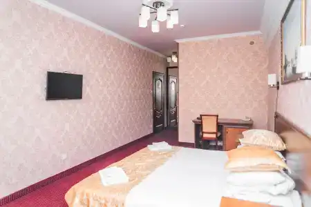 Ани - 2