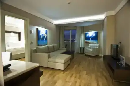 Ramada Plaza by Wyndham Antalya - 43