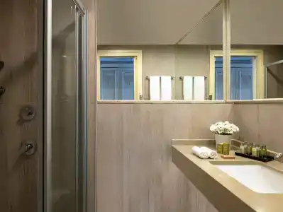 DoubleTree by Hilton Cesme Alacati Beach Resort - 35