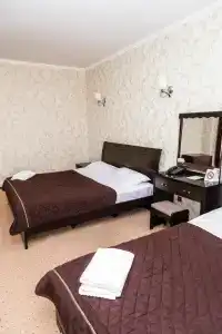 Golden Palace - 4