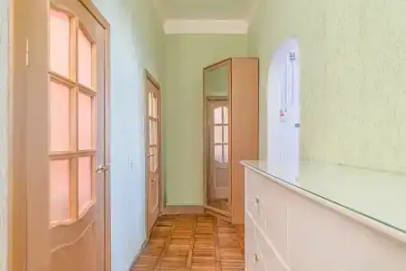 Шикарная двухкомнатная квартира в центре - 32