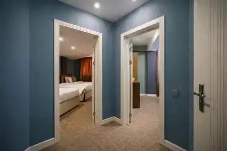 Royal Meridien - 50