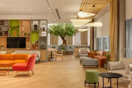 Holiday Inn Almaty - 3