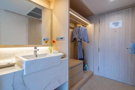 Golden Tulip Pattaya Beach Resort - 77