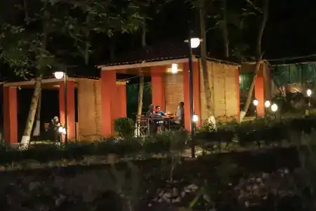Maajid Quba & Restaurant Sanatorium - 8