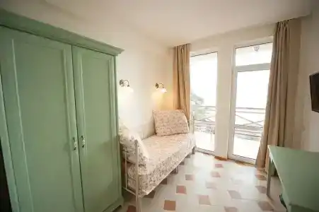 Eco-Village - 19