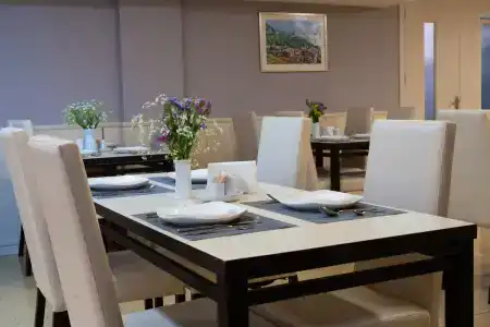 Gallery Inn - 13