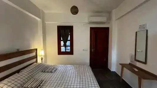 Kuyu Beergarden Hostel - 38