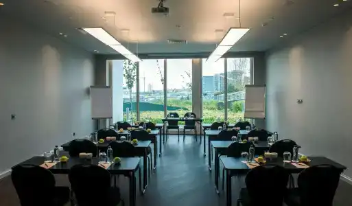 Radisson Blu Istanbul Ottomare - 13