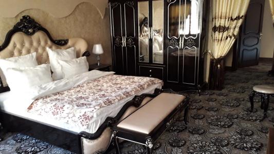 Caravan Castle Boutique - 7