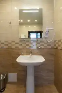 Артхофф - 28