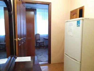 Нефтяник - 25