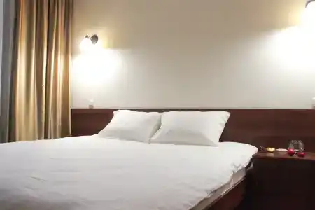 Brown - 6