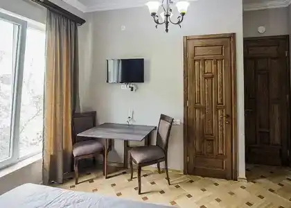 Квариати - 37