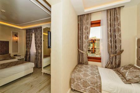 Zeynep Sultan - 10