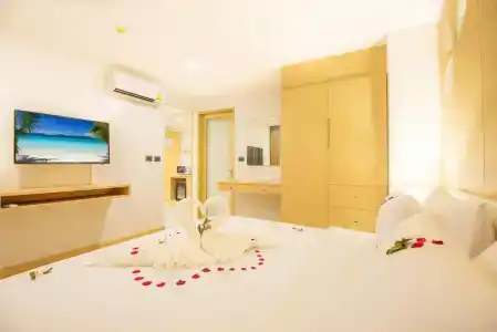 Araya Beach Patong - 6