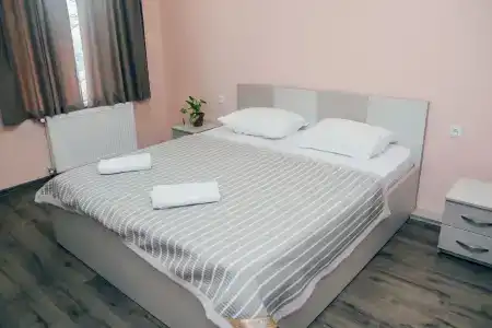 Redhotel - 12