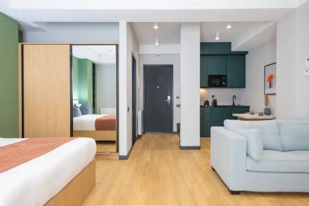 Gratus Aparthotel - 183