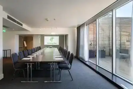Holiday Inn Тбилиси - 32