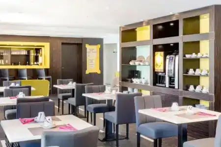 Best Western Hôtel Journel Antibes Juan-les-Pins - 10