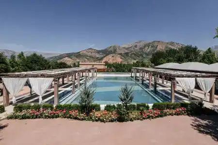 Курортный отель Charos Family - 9