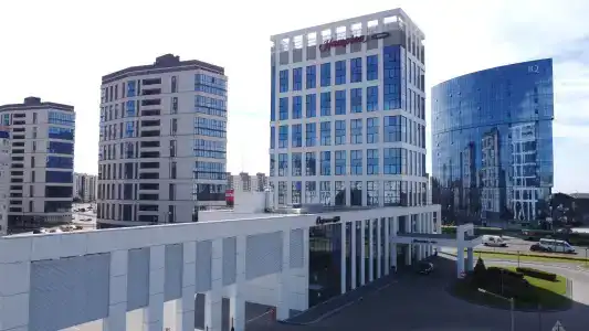 Hampton by Hilton - 1