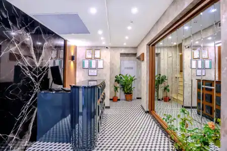 Center Hill Suites - 1