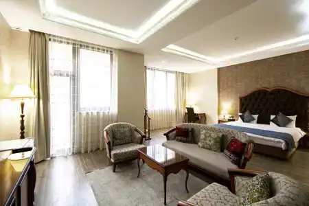 Sapphire Inn - 37