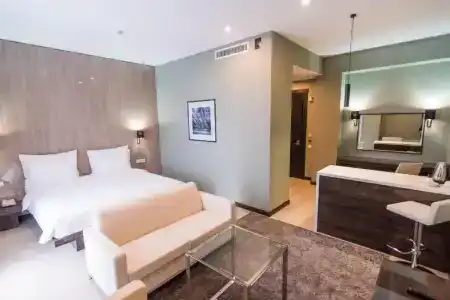 Resident City - 7