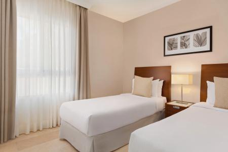 Ramada & Suites by Wyndham Costa del Sol Fuengirola - 106