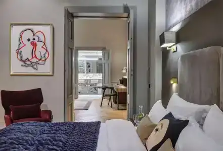 H15 Luxury Palace - 24