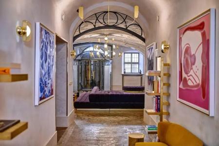 H15 Luxury Palace - 29