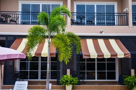 4 Palms Resort - 11