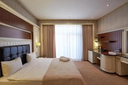 Boulevard Side - 41