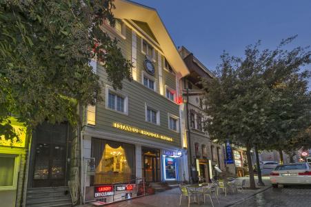 Istanbul Holiday - 4