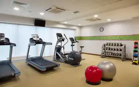 Hampton by Hilton Minsk City Centre  - 2