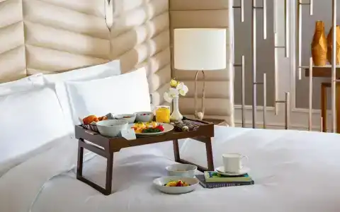 The Ritz-Carlton - 4