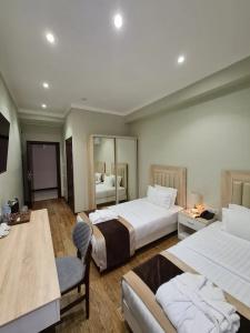 Sato Tashkent - 6