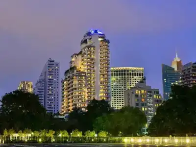 Centre Point Sukhumvit 10 - 46