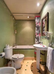 Le Caspien Boutique - 4