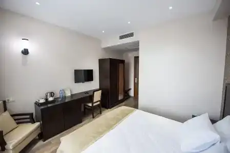 Tbilisi Inn - 12